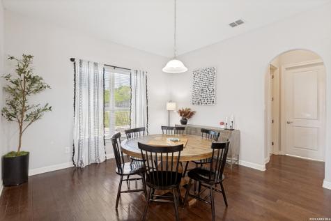 192 Sunrise Hill Castroville TX 78009