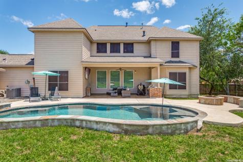 192 Sunrise Hill Castroville TX 78009