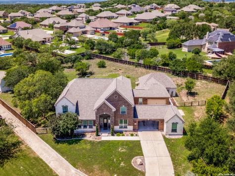 192 Sunrise Hill Castroville TX 78009