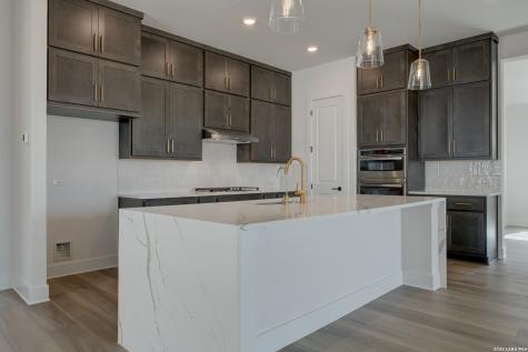 125 Katie Court Castroville TX 78009