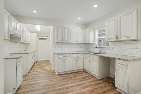 205 Balcones Heights Road Balcones Heights TX 78201