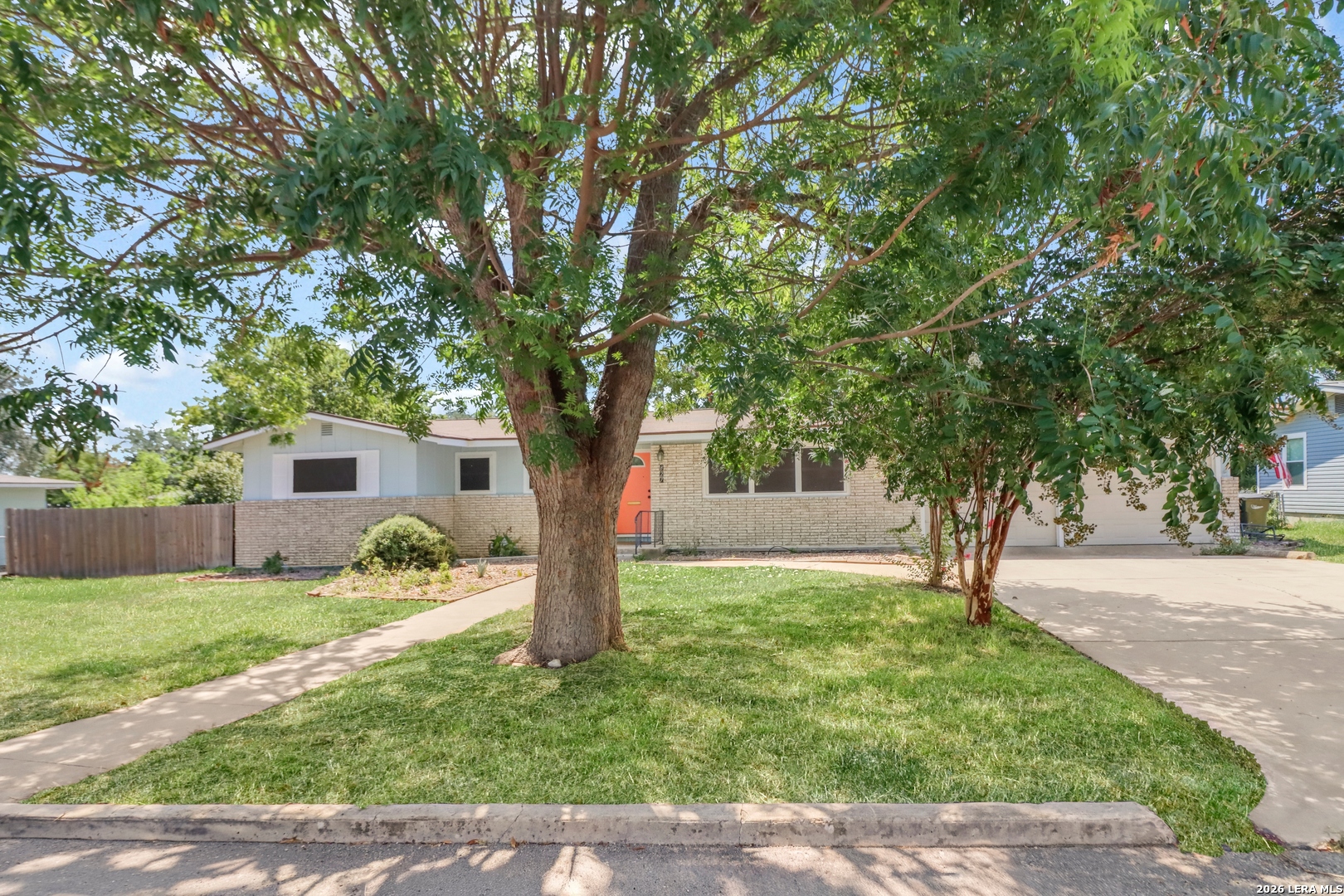 827 W Merriweather Street New Braunfels TX 78130