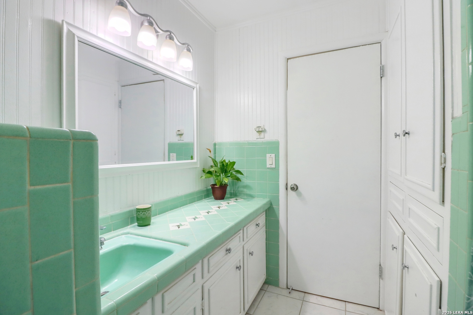 827 W Merriweather Street New Braunfels TX 78130