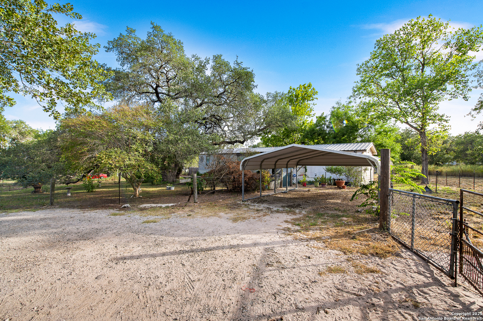 23805 Hackberry Point San Antonio TX 78264