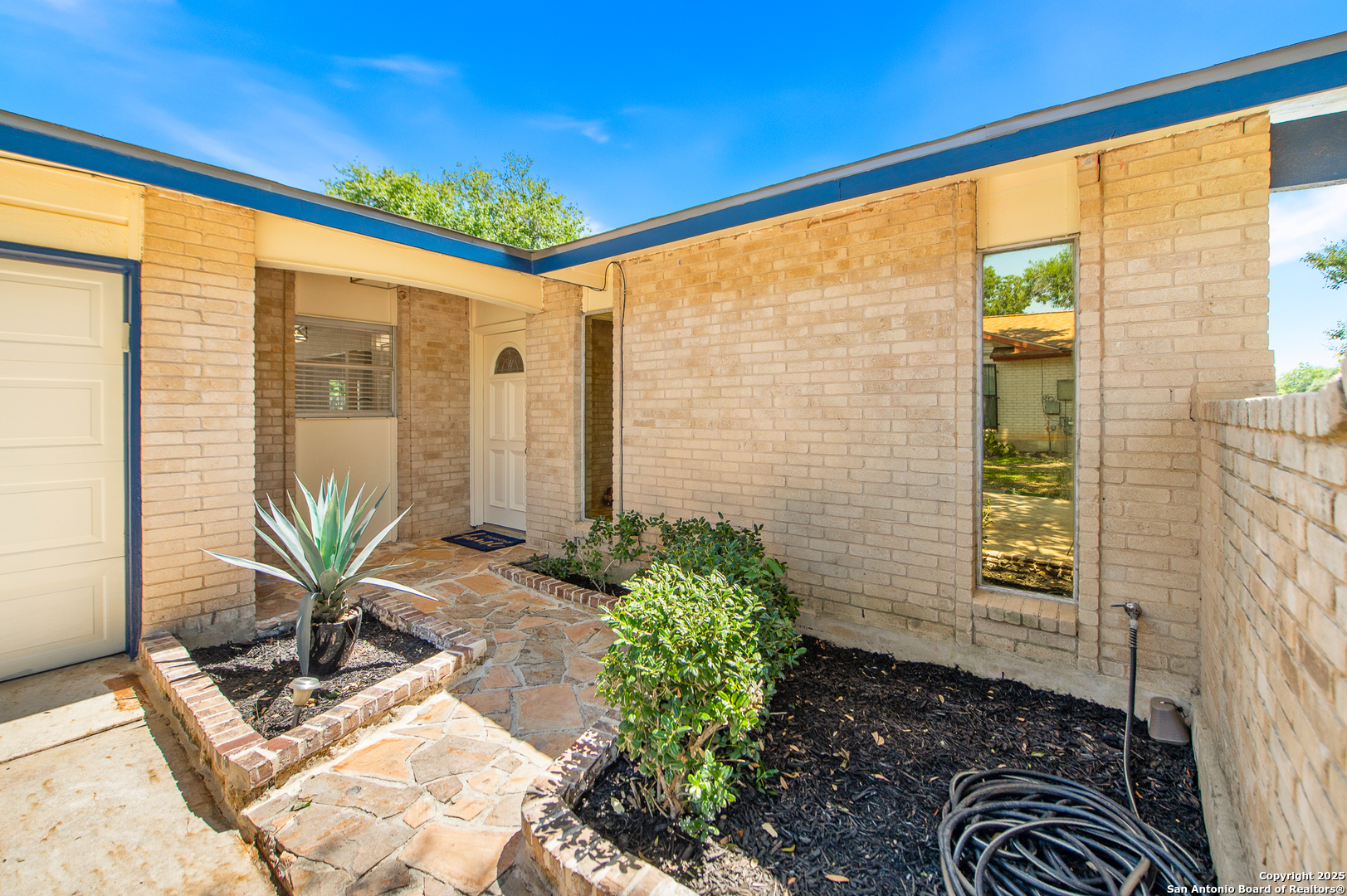 4907 El Gusto Street San Antonio TX 78233