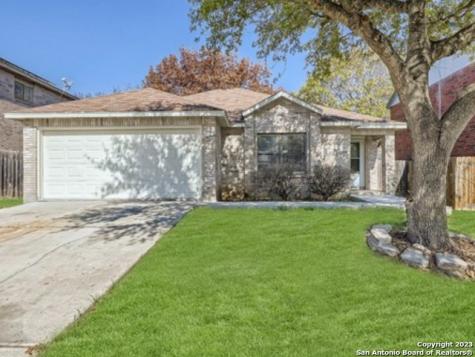 9126 Rue De Lis San Antonio TX 78250