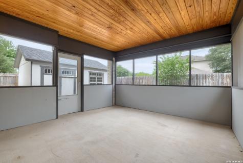 381 Scenic Meadow New Braunfels TX 78130