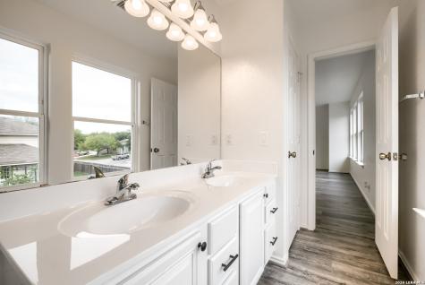 381 Scenic Meadow New Braunfels TX 78130