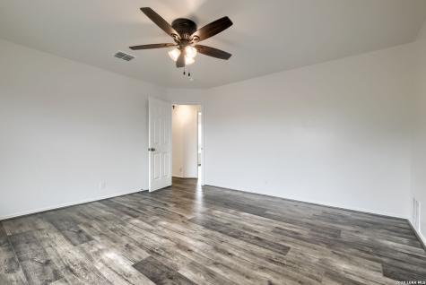 381 Scenic Meadow New Braunfels TX 78130