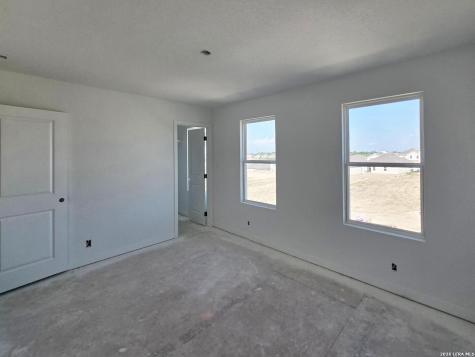 147 Peeps Court Adkins TX 78101