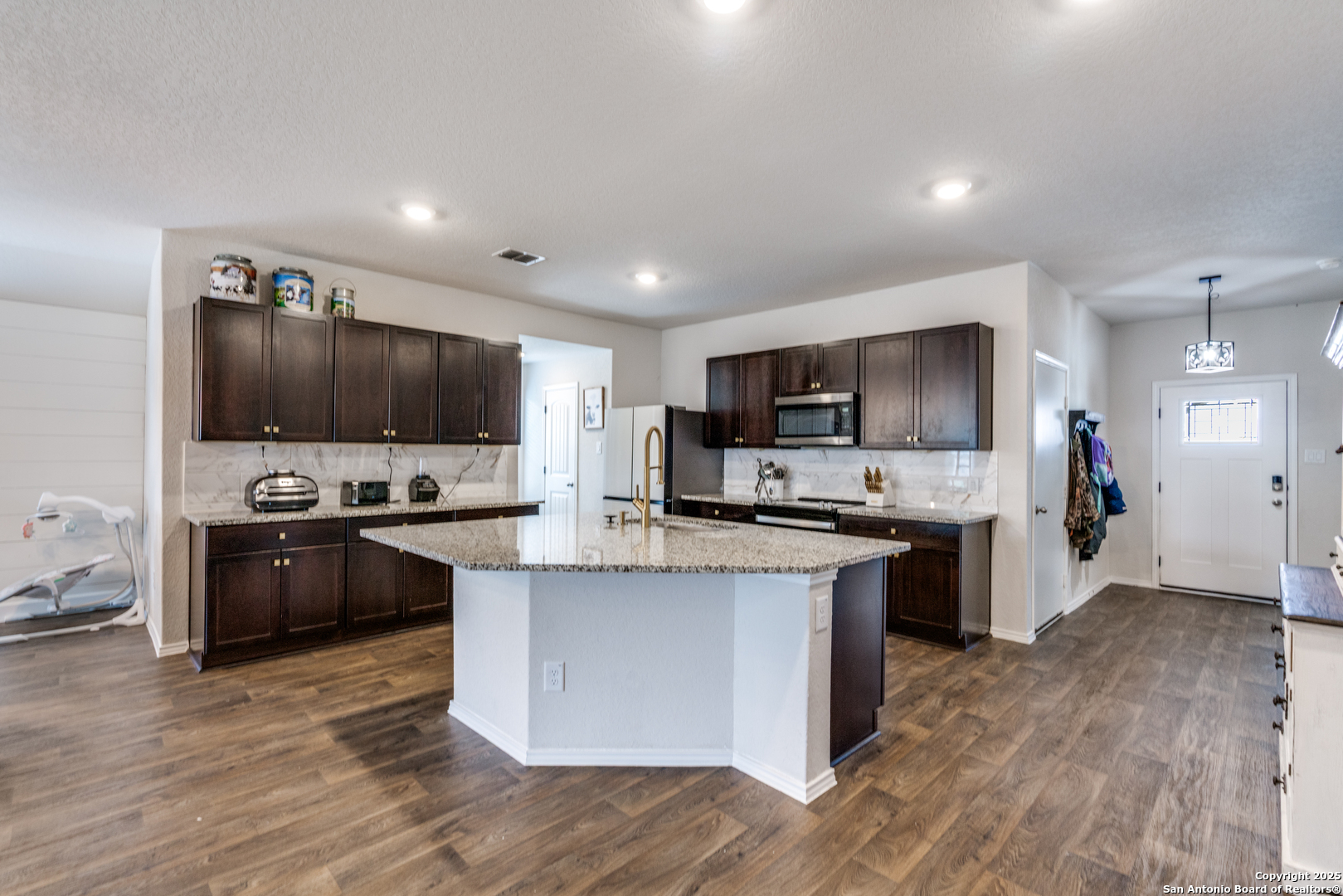 816 Indigo Way Seguin TX 78155