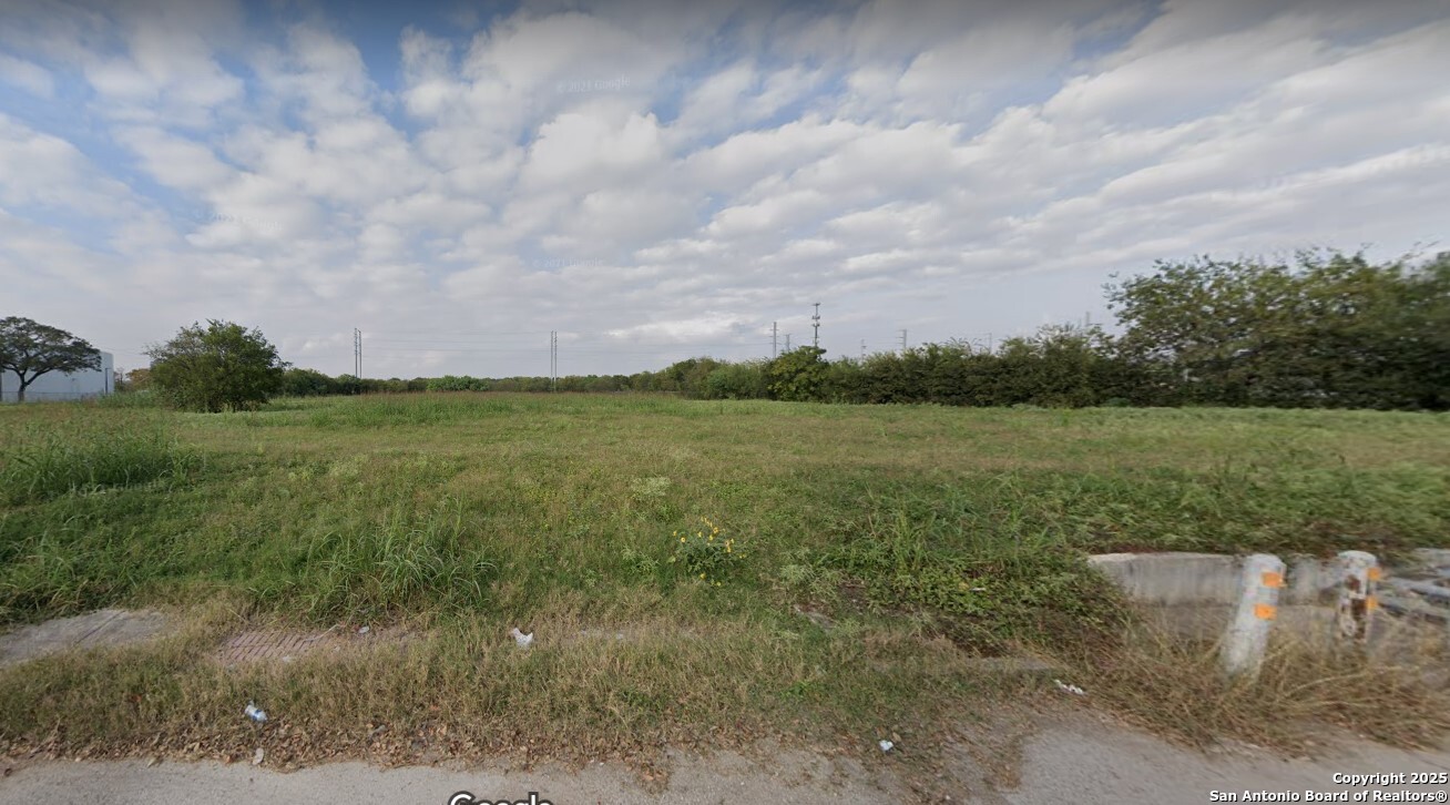 3915 Flagle San Antonio TX 78237