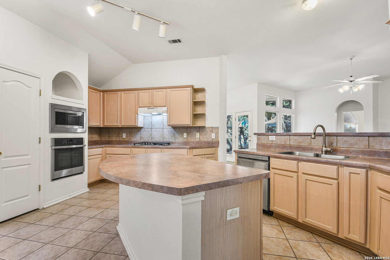 1219 Thrush Ridge San Antonio TX 78248