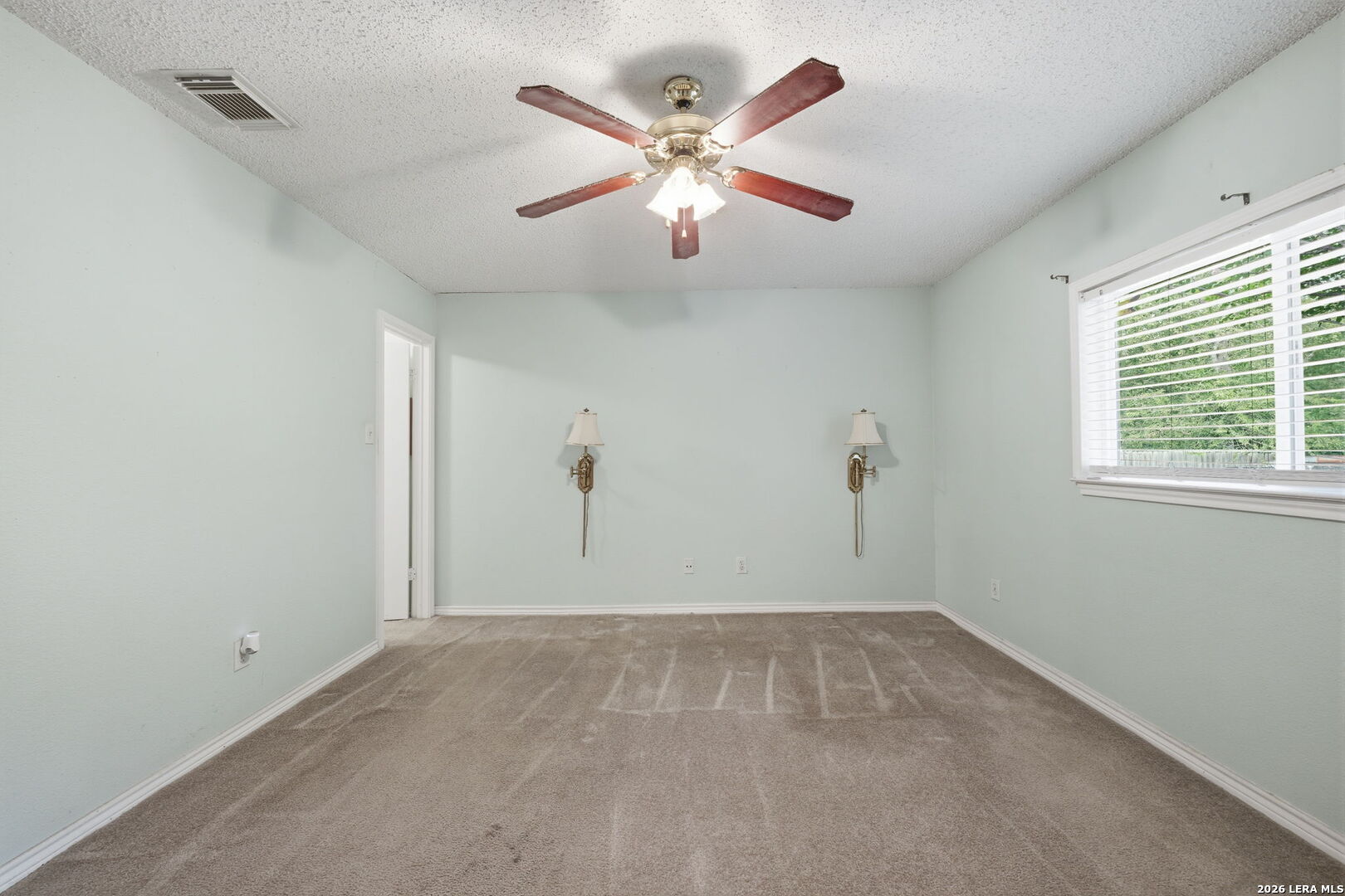 6819 Honeyridge Lane San Antonio TX 78239