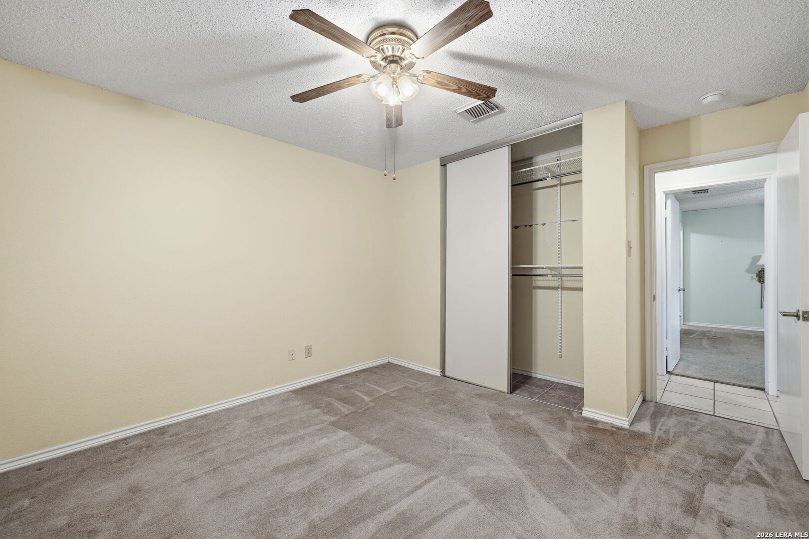 6819 Honeyridge Lane San Antonio TX 78239
