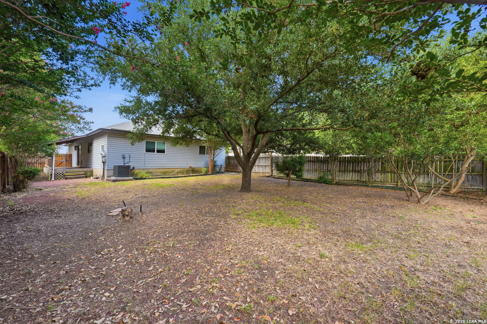 6819 Honeyridge Lane San Antonio TX 78239