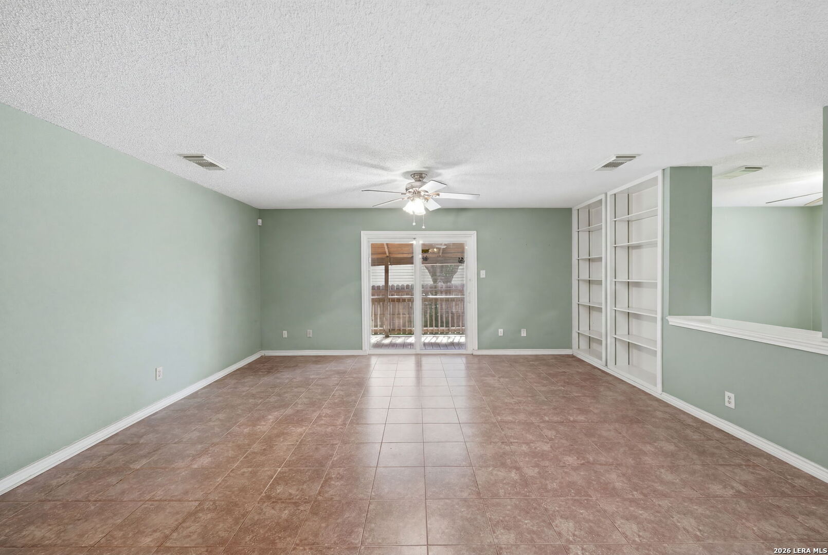 6819 Honeyridge Lane San Antonio TX 78239