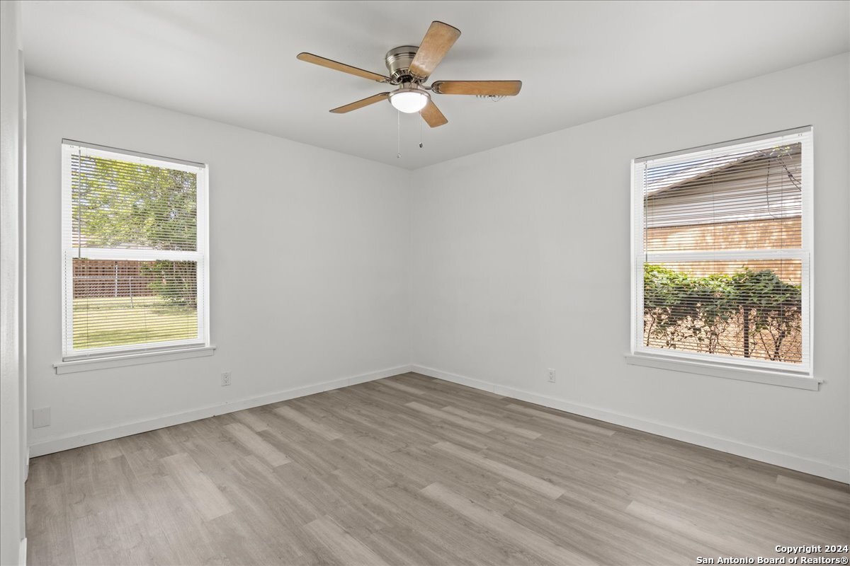 317 E Wright Boulevard Universal City TX 78148