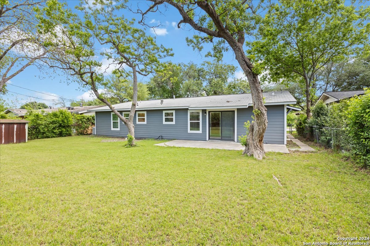 317 E Wright Boulevard Universal City TX 78148