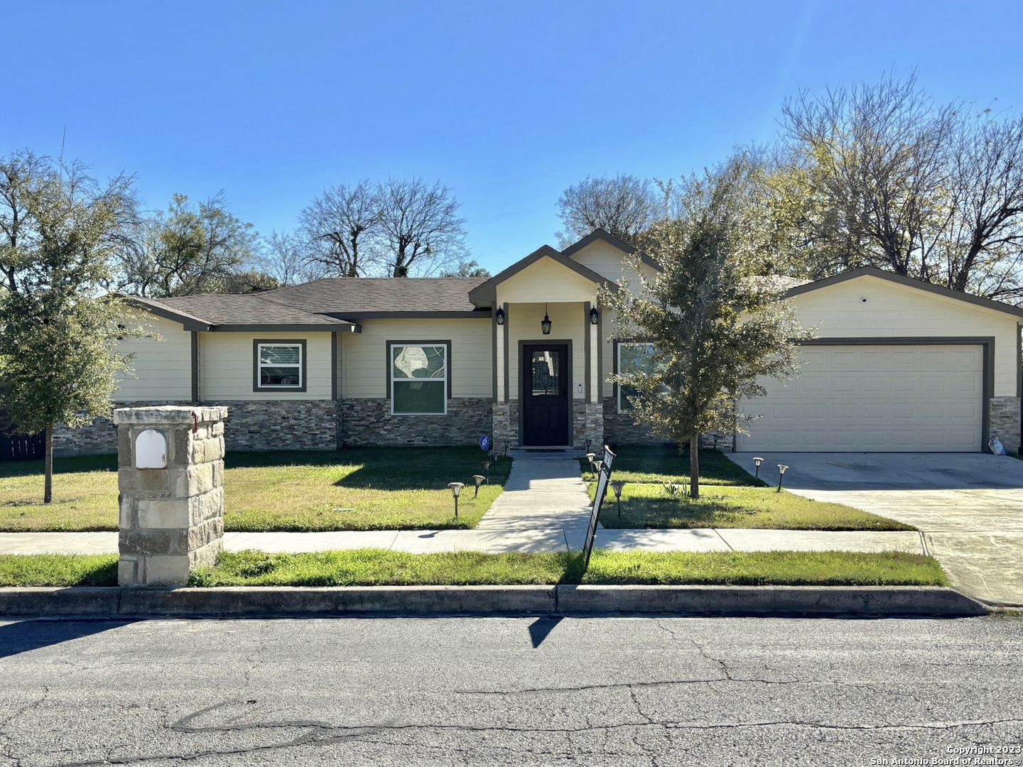 5626 Brandemere Drive San Antonio TX 78218