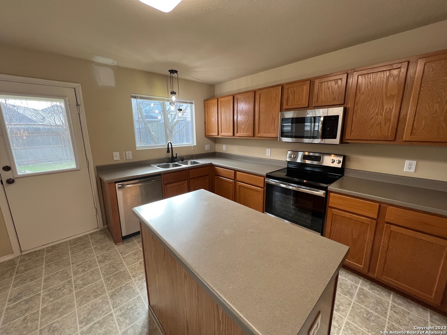 24706 Corral Gables San Antonio TX 78261