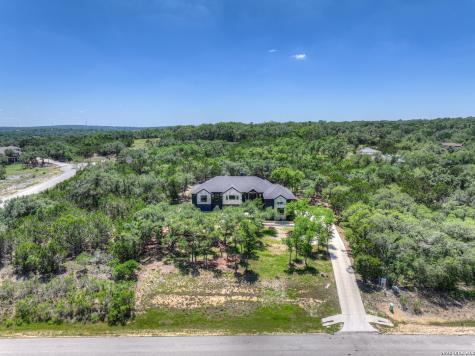 1341 Merlot New Braunfels TX 78132