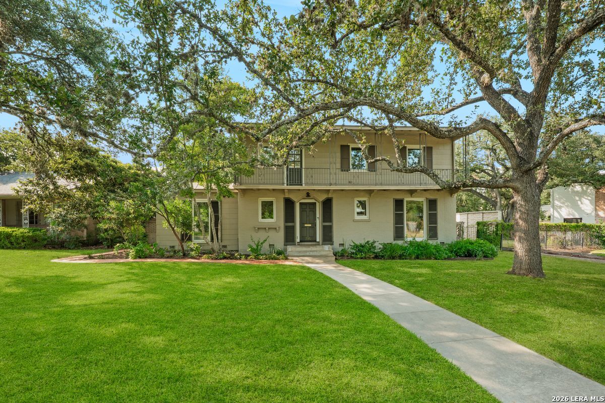 710 Wiltshire Terrell Hills TX 78209