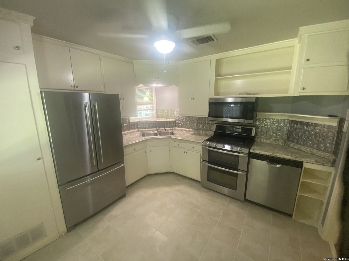 308 Larchmont Drive San Antonio TX 78209