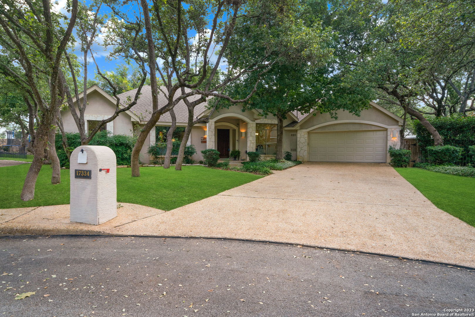 17334 Fountain View Drive San Antonio TX 78248