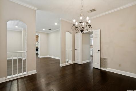 3715 Castle Crest Street San Antonio TX 78230