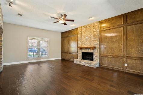 3715 Castle Crest Street San Antonio TX 78230