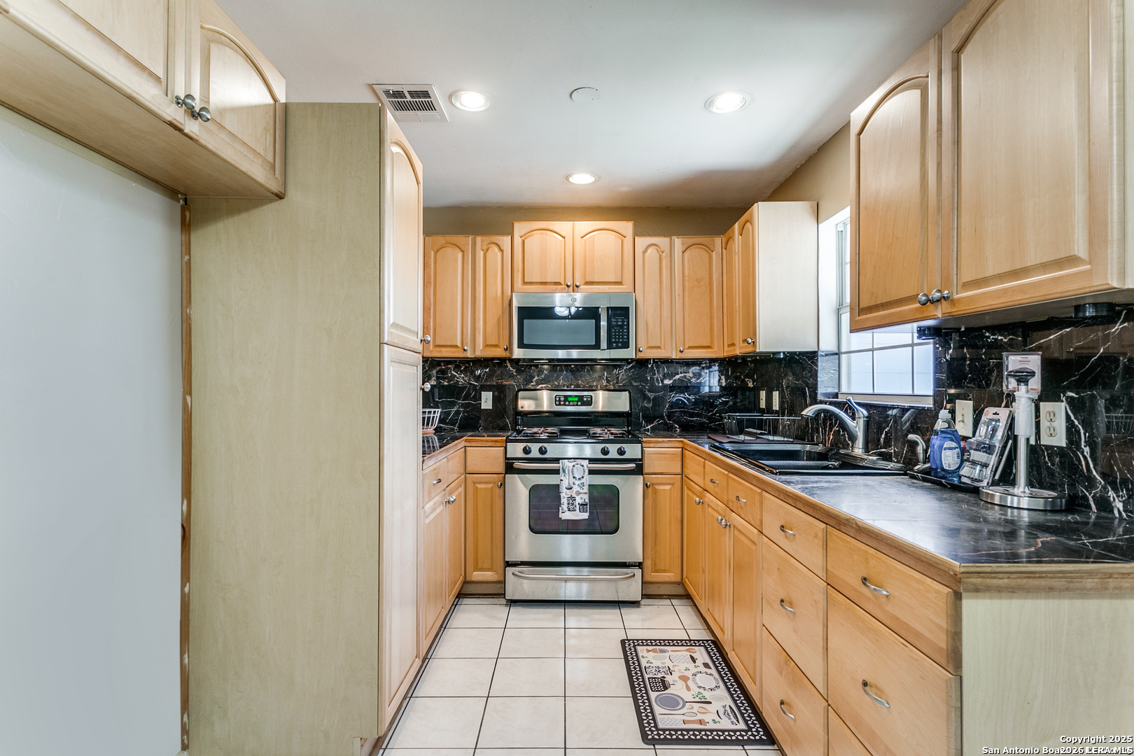 9911 Flourisant Drive San Antonio TX 78217