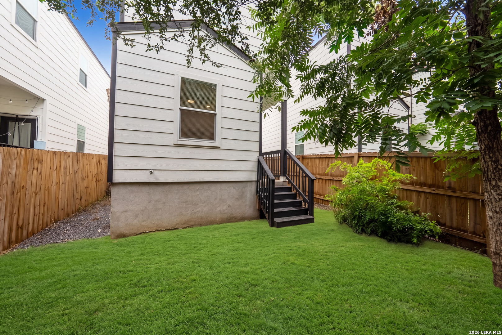 1727 E Crockett Street San Antonio TX 78202
