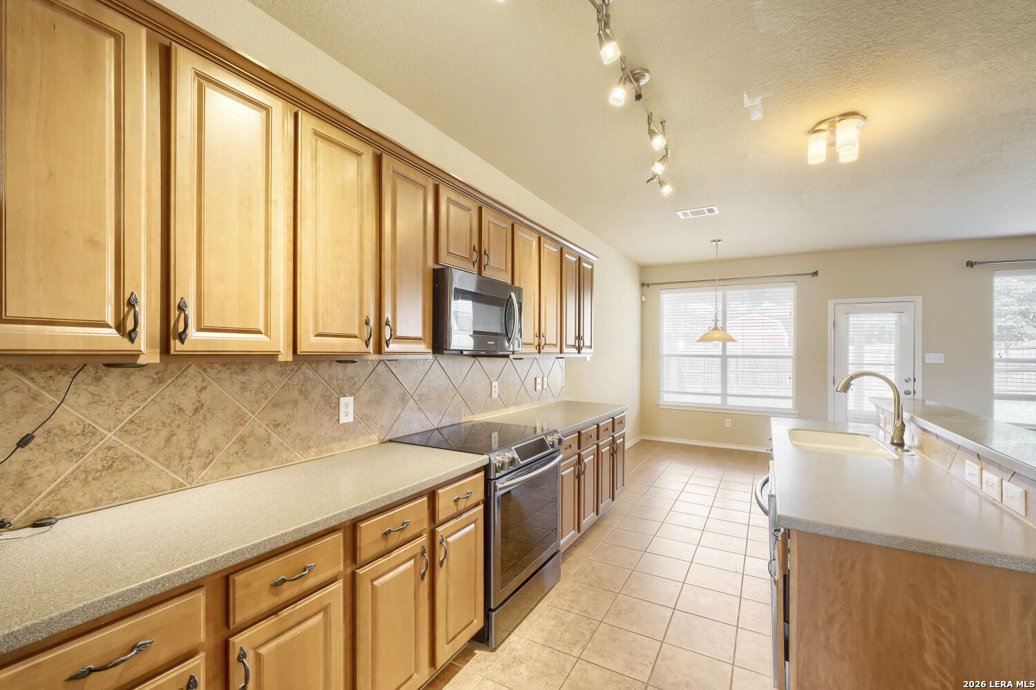 606 Point Meadow San Antonio TX 78253