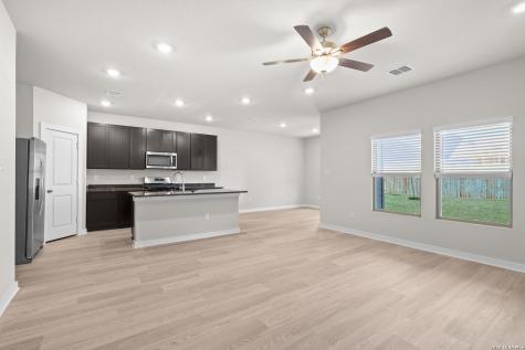 15567 Lonehollow Lake San Antonio TX 78253