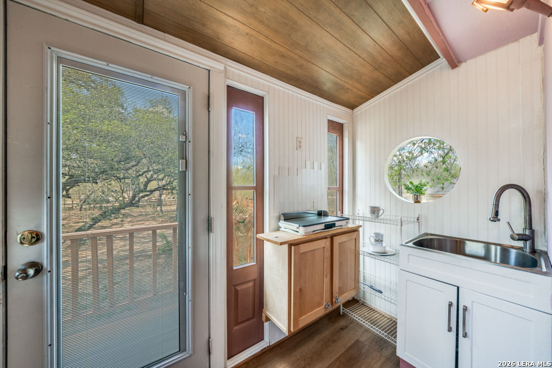 1723 Medina Circle San Antonio TX 78264