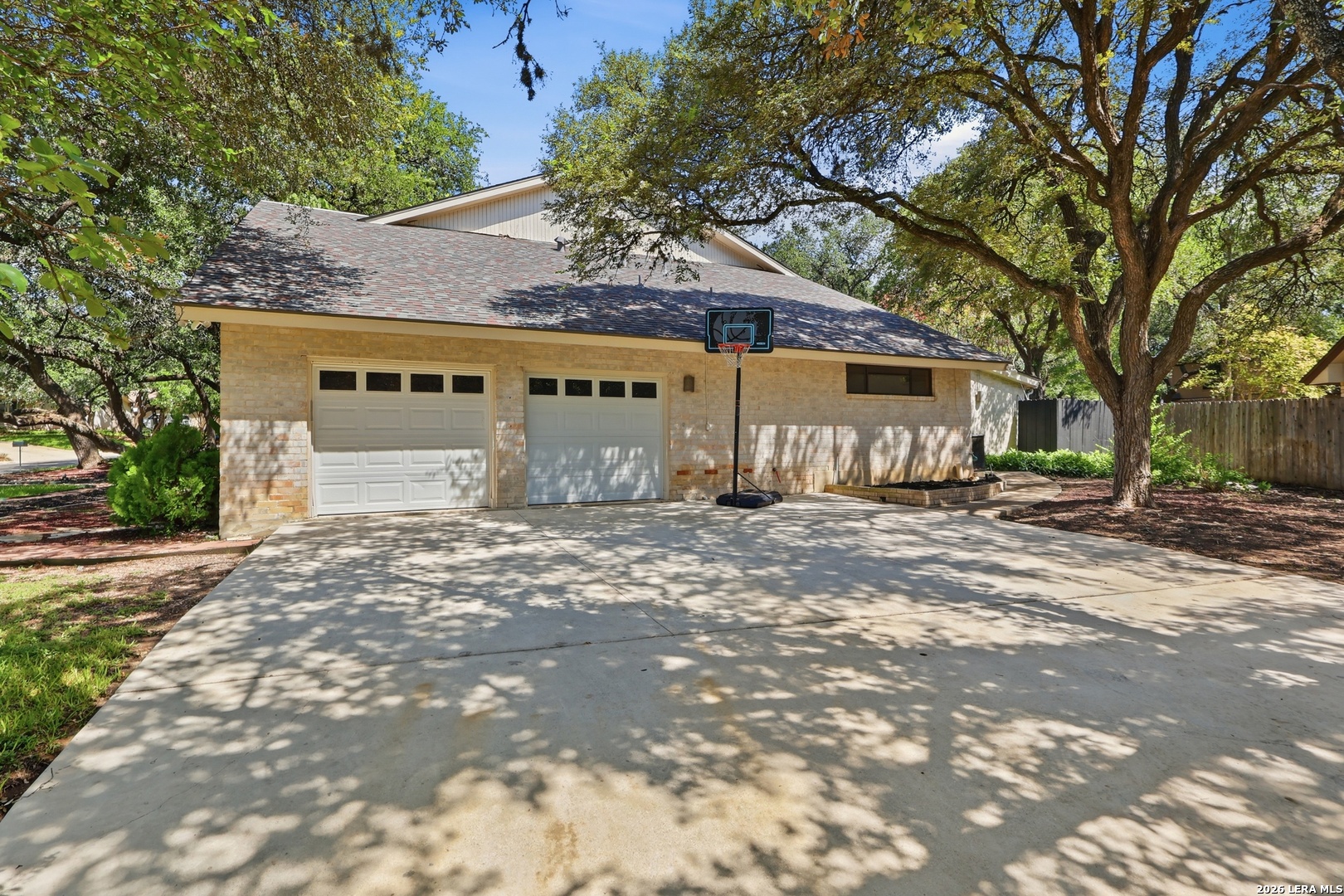 1102 Country Pike San Antonio TX 78216