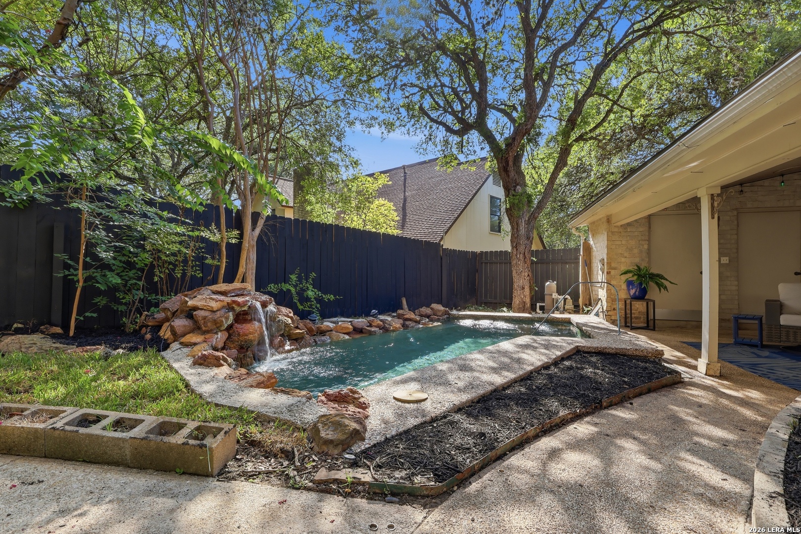 1102 Country Pike San Antonio TX 78216