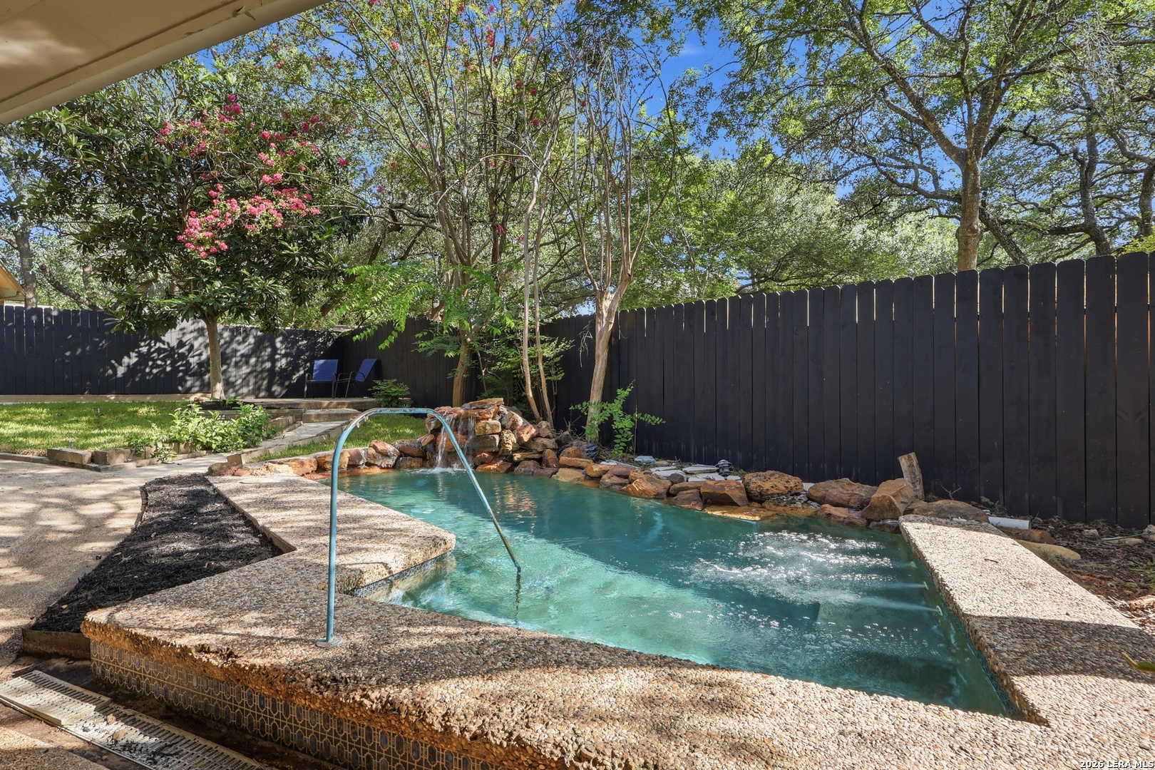 1102 Country Pike San Antonio TX 78216