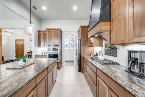 113 Hondo Vista La Vernia TX 78121