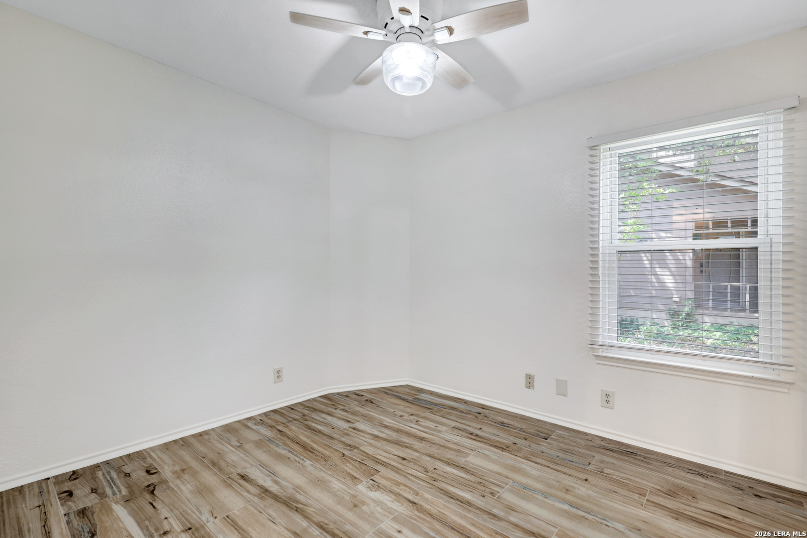 9524 Stillforest San Antonio TX 78250