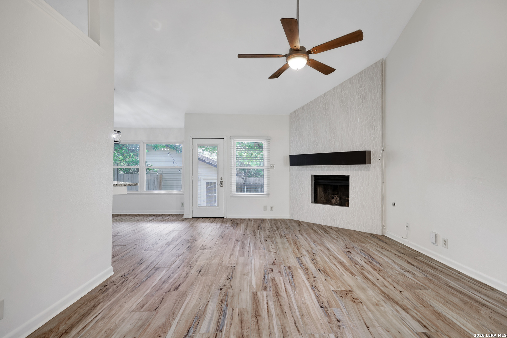 9524 Stillforest San Antonio TX 78250