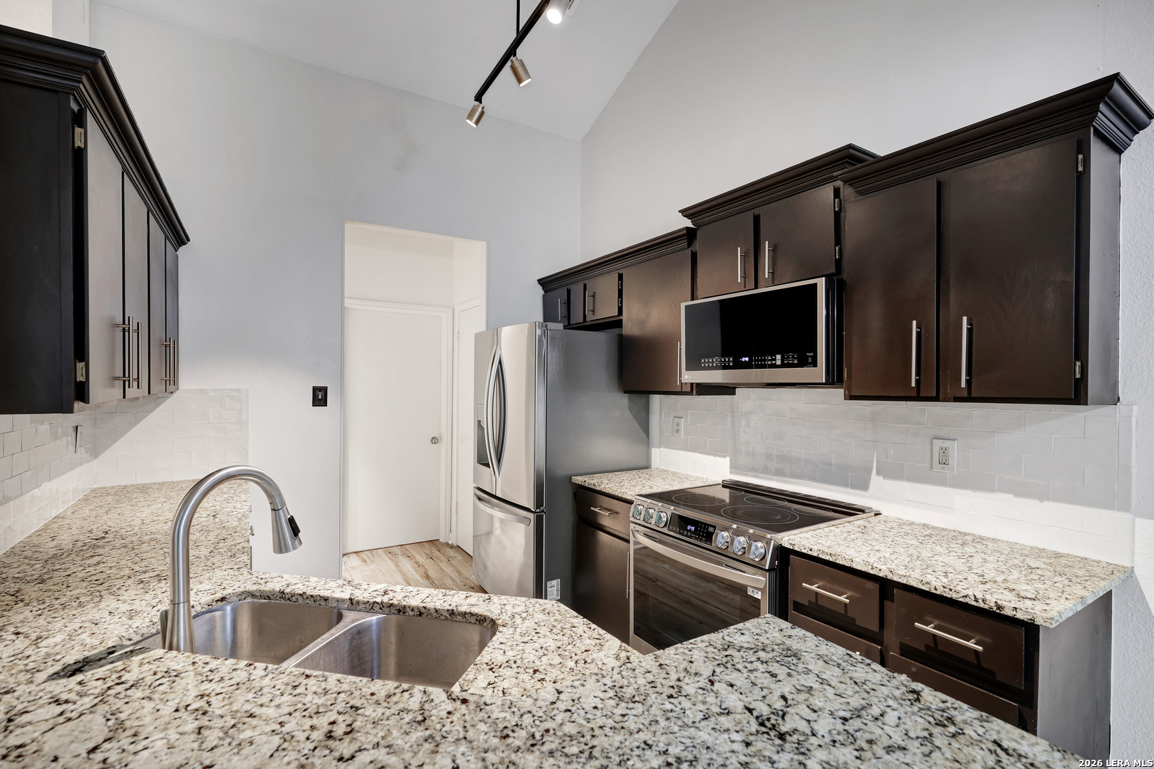 9524 Stillforest San Antonio TX 78250