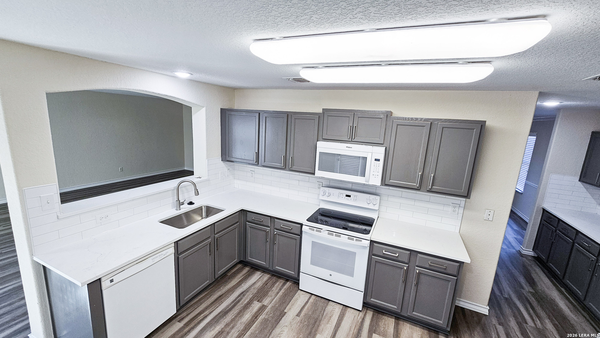 9302 Longmire San Antonio TX 78245