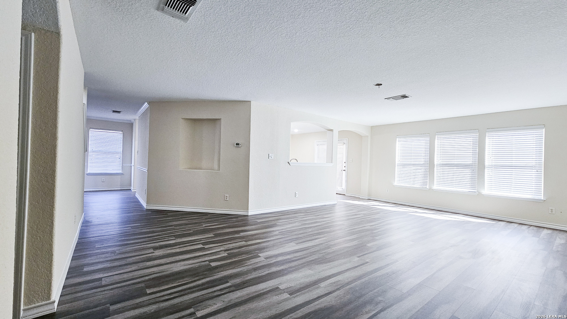9302 Longmire San Antonio TX 78245