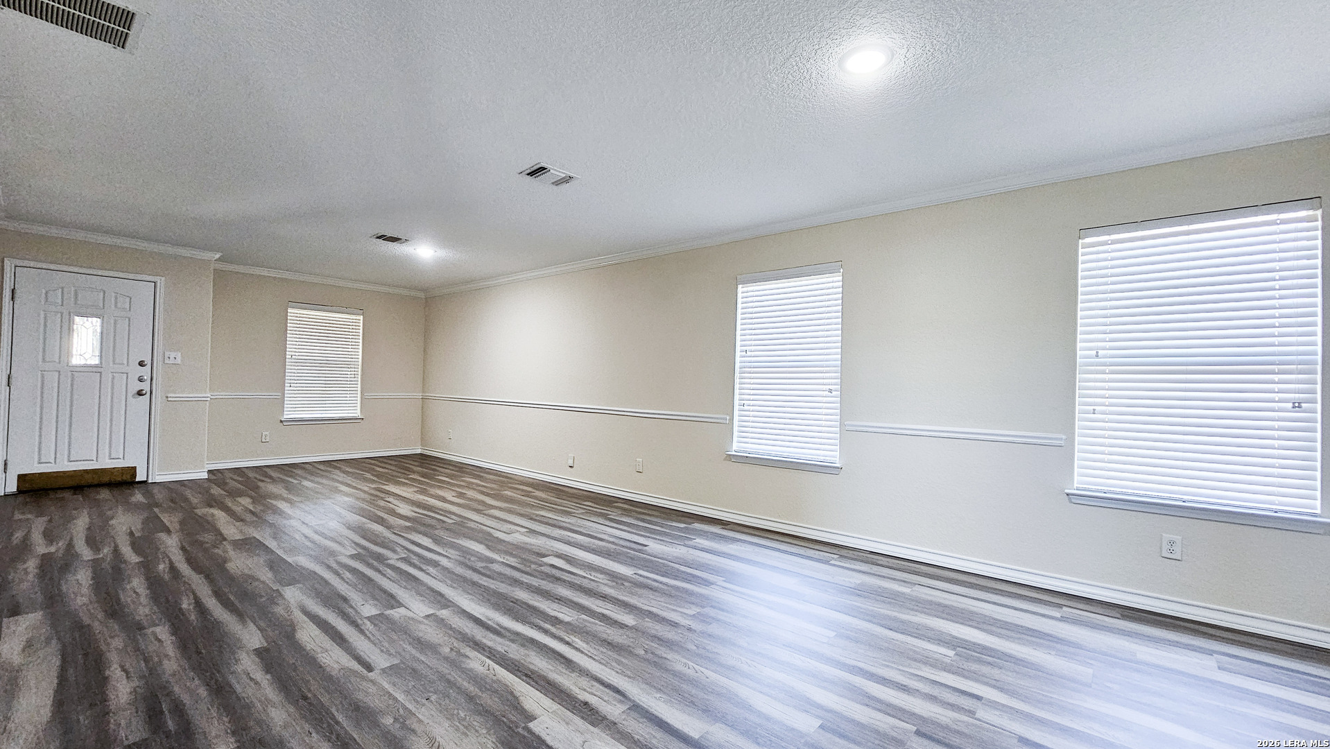 9302 Longmire San Antonio TX 78245
