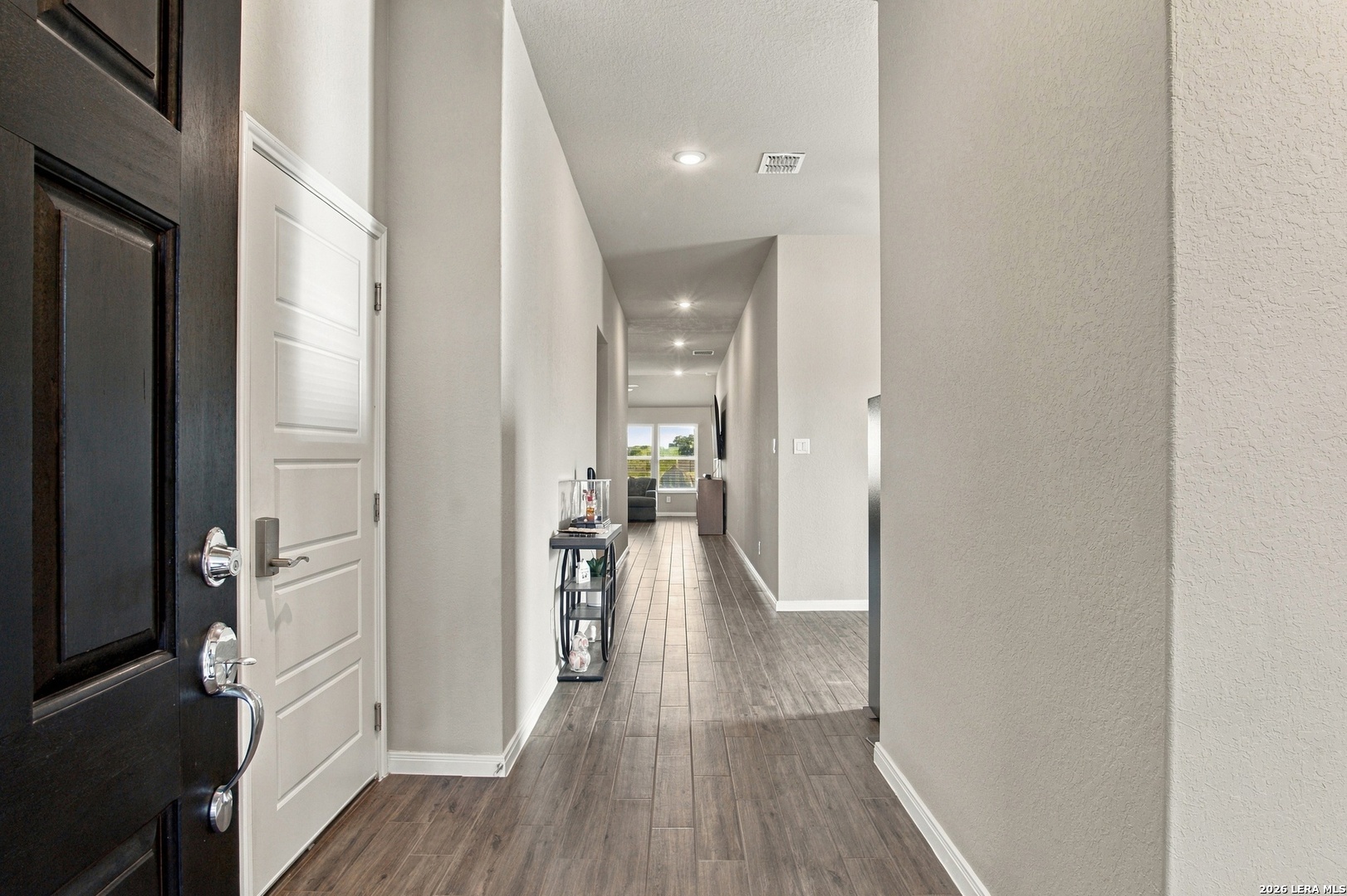 155 Arched Oak Loop Floresville TX 78114