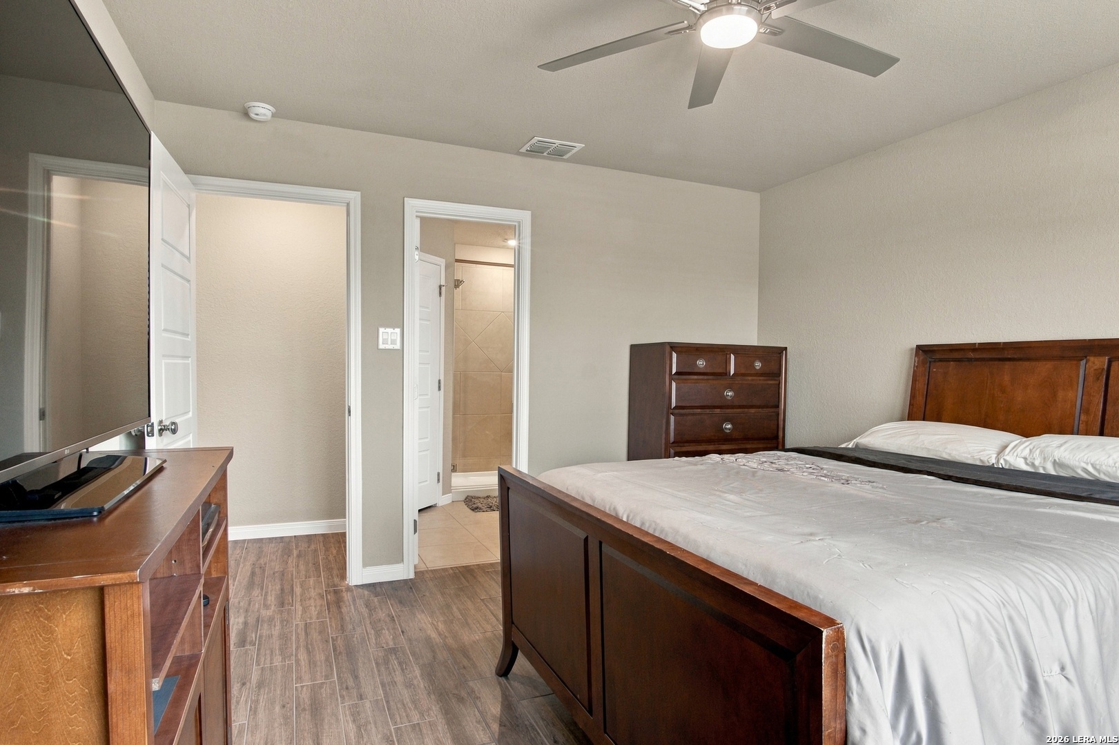 155 Arched Oak Loop Floresville TX 78114