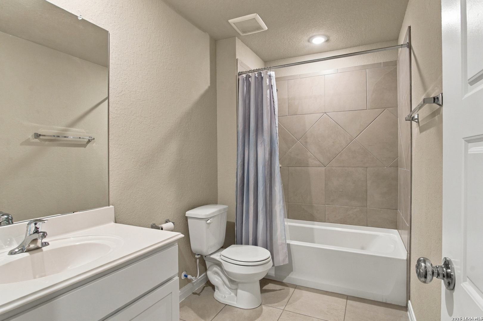 155 Arched Oak Loop Floresville TX 78114