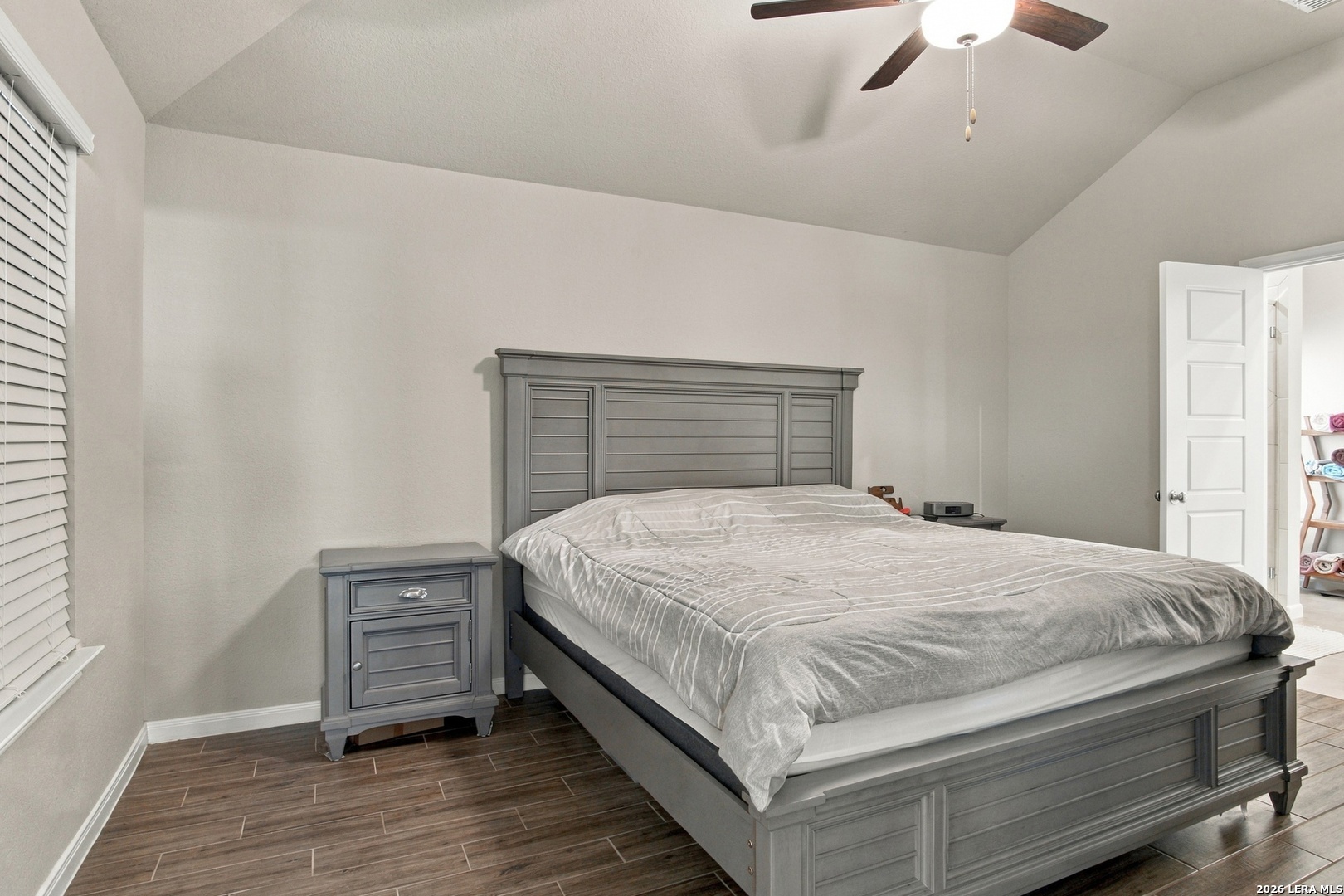 155 Arched Oak Loop Floresville TX 78114